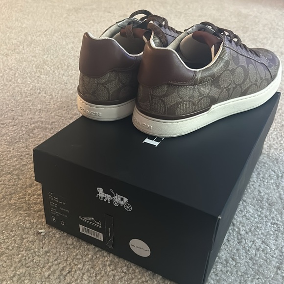 Coach sneaker gently worn - Picture 4 of 4